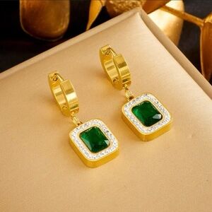Luxurious High-end Stainless Steel Rhinestone Detail Dark Green Square Drop Earr